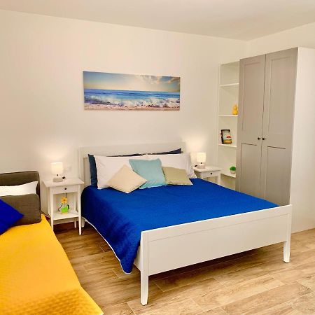 Casa Vacanze Con Vista Mare E Giardino - Amanecer Marzocca di Senigallia Εξωτερικό φωτογραφία