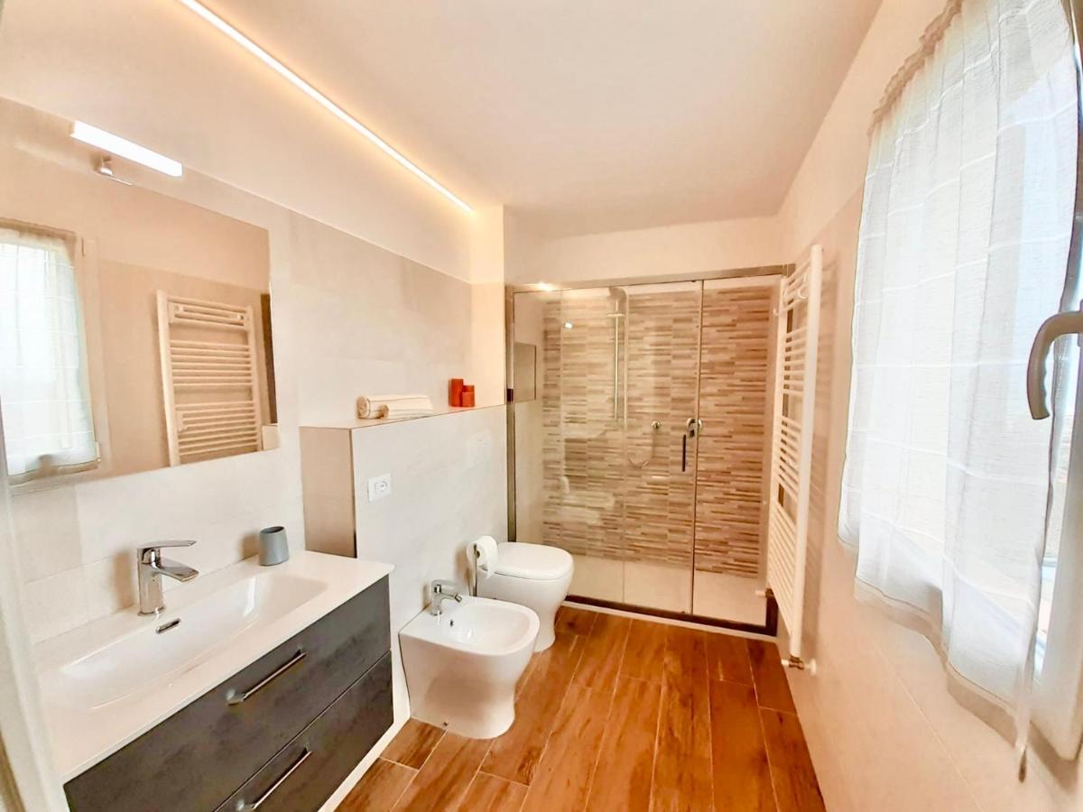 Casa Vacanze Con Vista Mare E Giardino - Amanecer Marzocca di Senigallia Εξωτερικό φωτογραφία