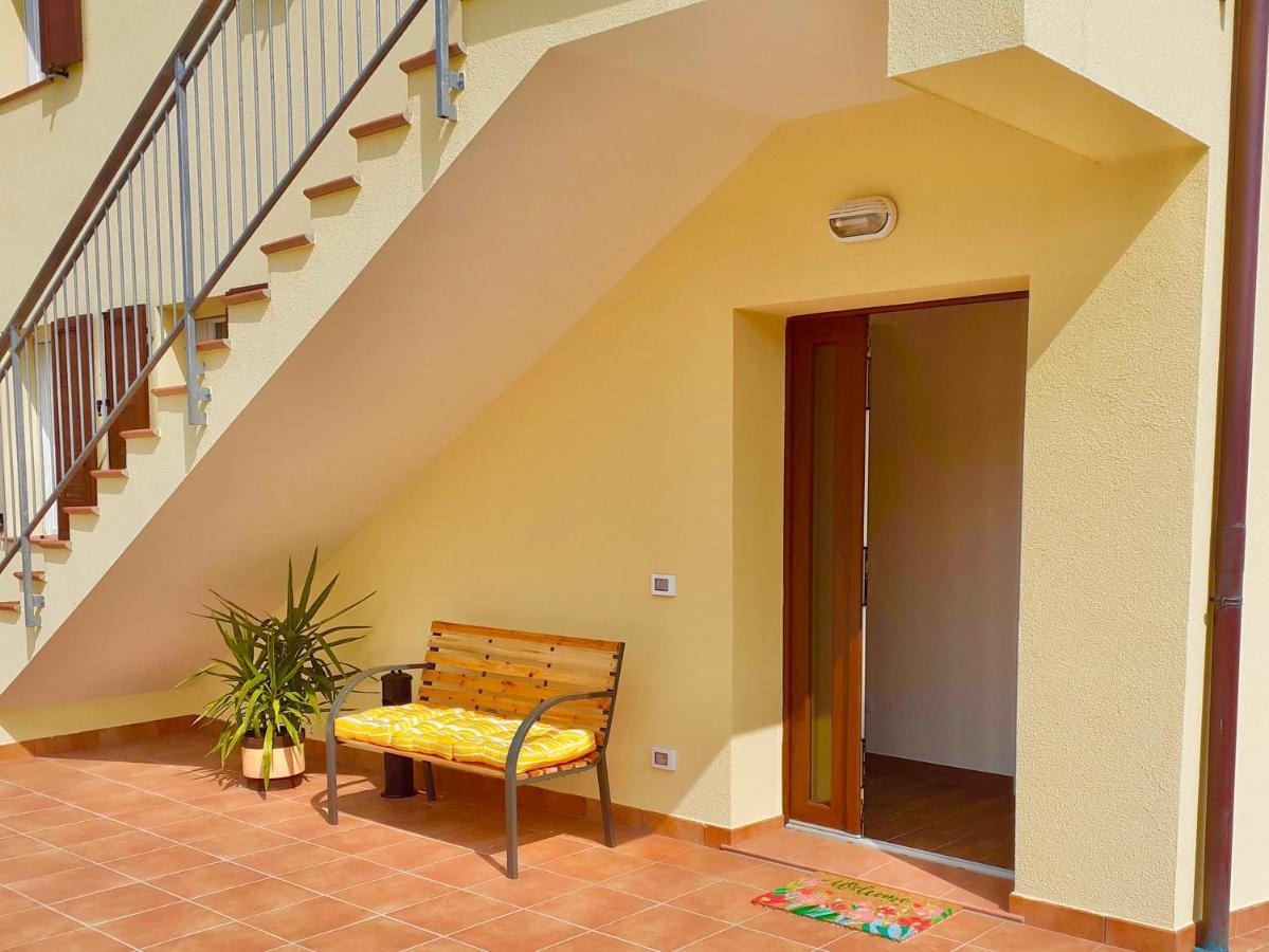 Casa Vacanze Con Vista Mare E Giardino - Amanecer Marzocca di Senigallia Εξωτερικό φωτογραφία